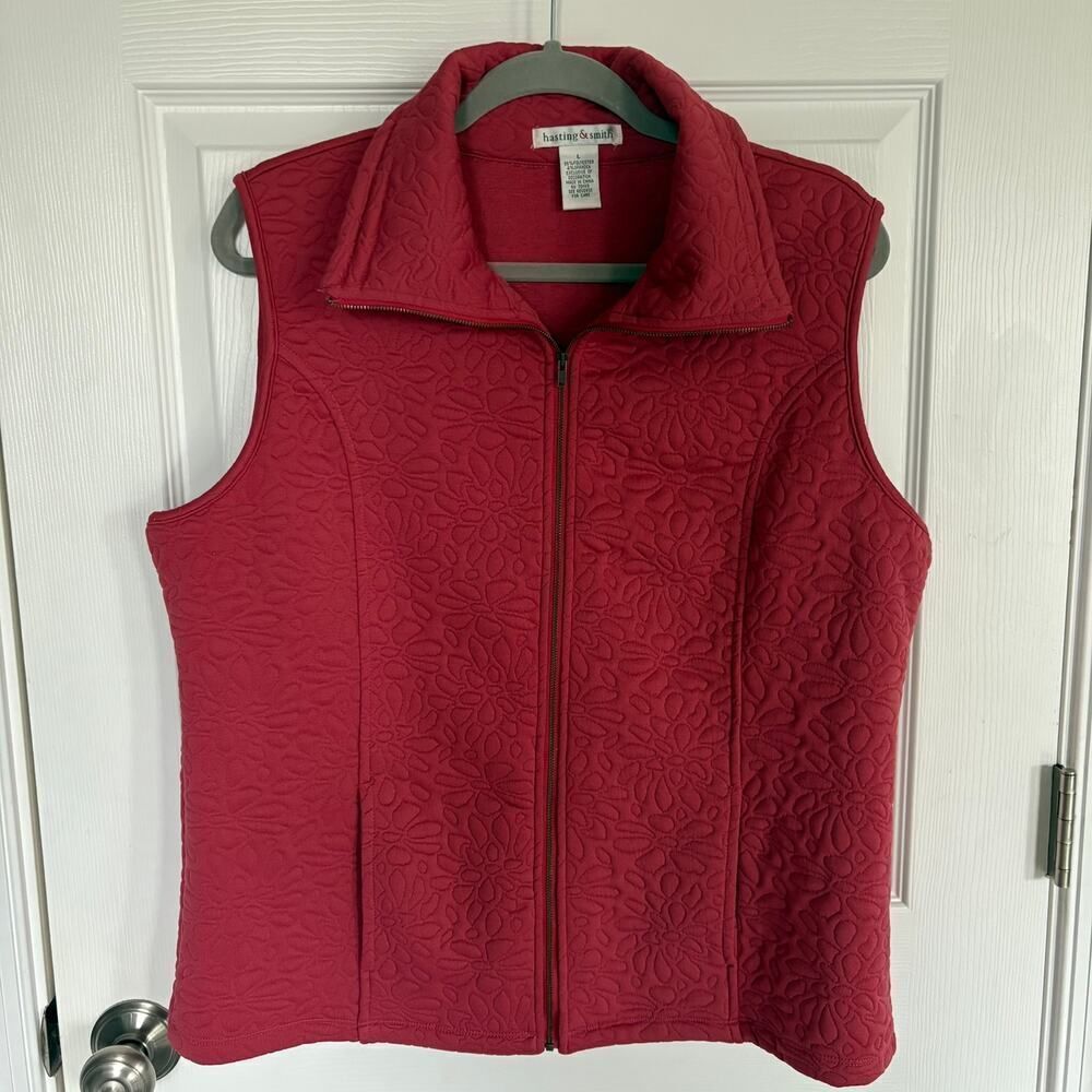 Hasting & Smith Quilted Textured Full Zip Vest Berry Large